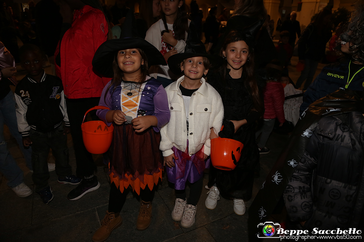 VBS_3774 - Halloween in Piazza 2024.jpg